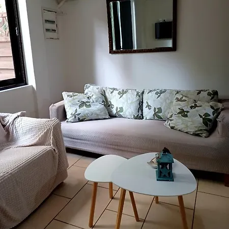 Seaside Apts Apartment